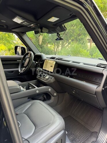 Land Rover Defender-14
