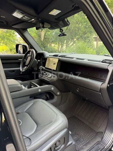 Land Rover Defender-18