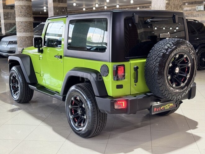 Jeep Wrangler-10