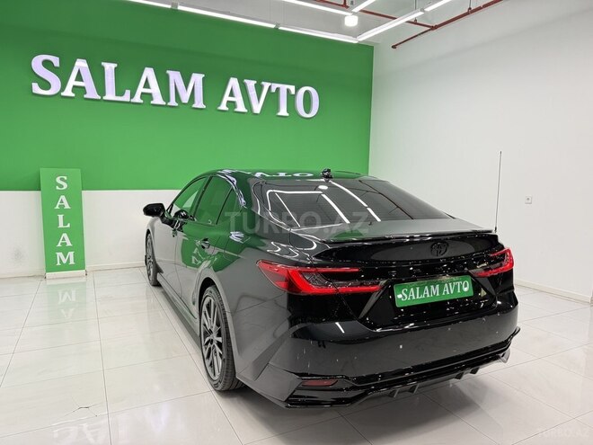 Toyota Camry-6