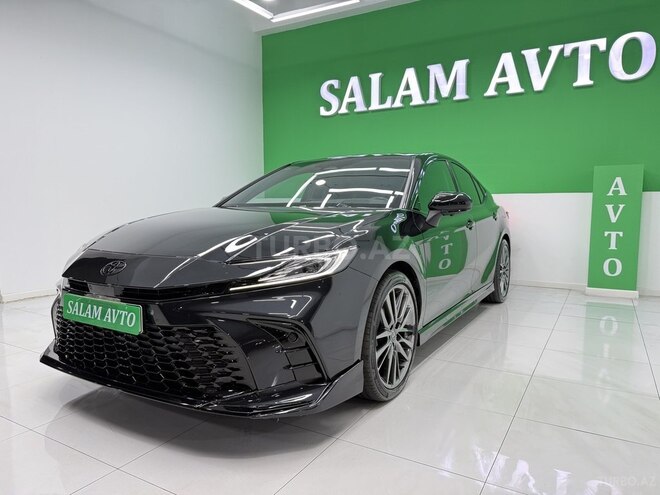 Toyota Camry-3