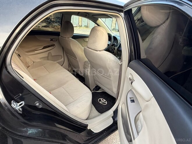 Toyota Corolla-16