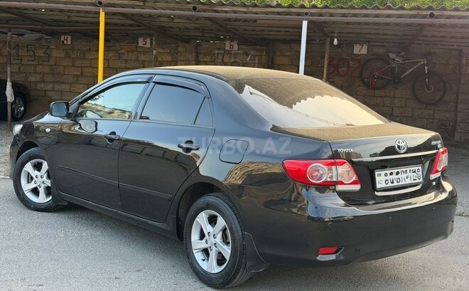 Toyota Corolla-10