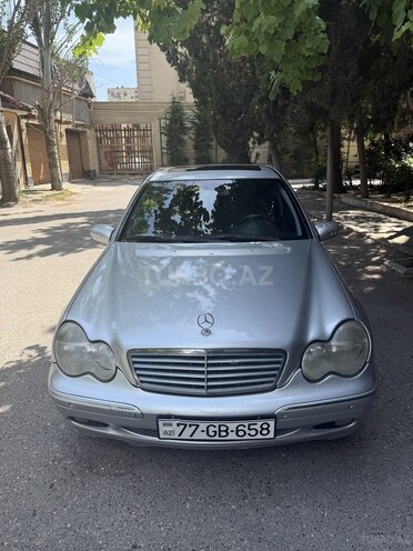 Mercedes C 220-1