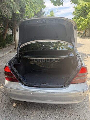 Mercedes C 220-12