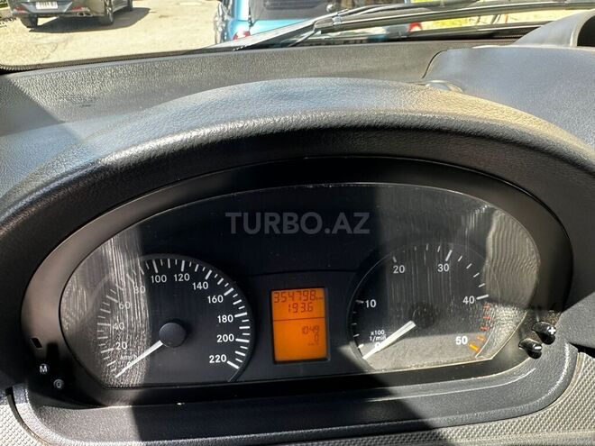 Mercedes Vito 116 CDI-4