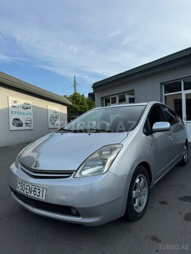 Toyota Prius-8