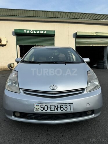Toyota Prius-1