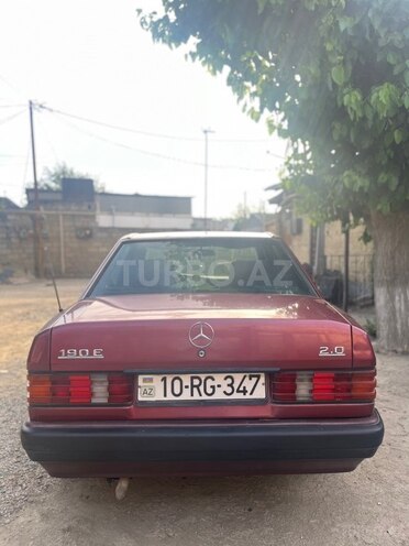 Mercedes 190-8