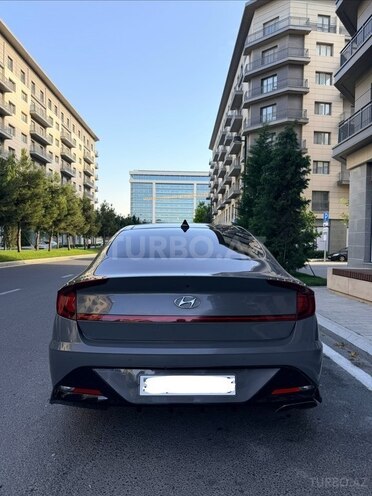 Hyundai Sonata-9