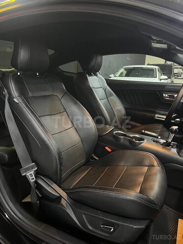 Ford Mustang-11