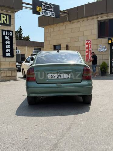 Opel Astra-2