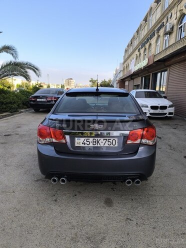 Chevrolet Cruze-4