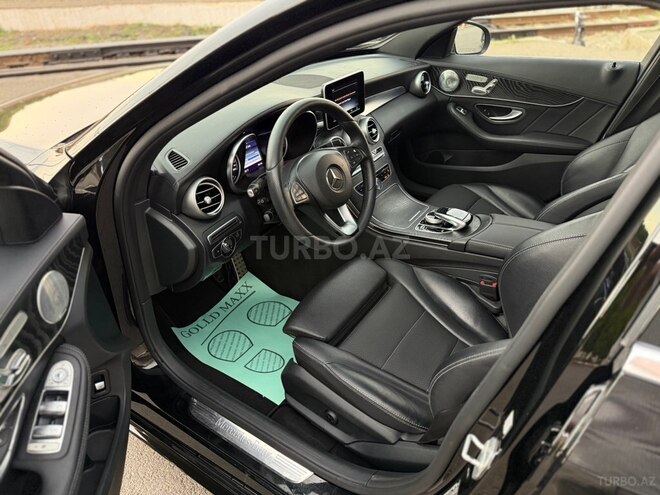 Mercedes C 300-12