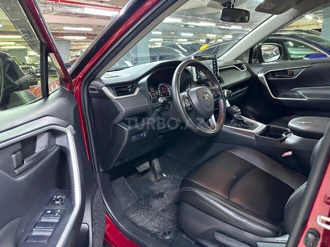 Toyota RAV4-7