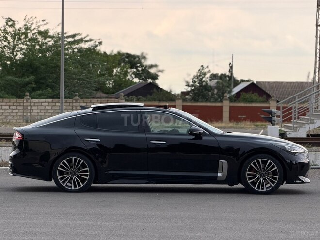 Kia Stinger-6