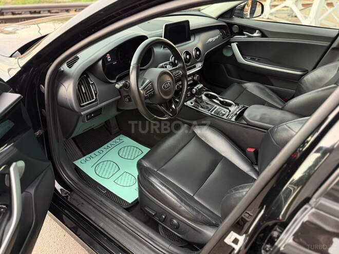 Kia Stinger-10