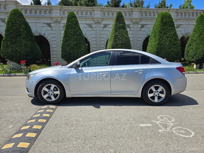 Chevrolet Cruze-5