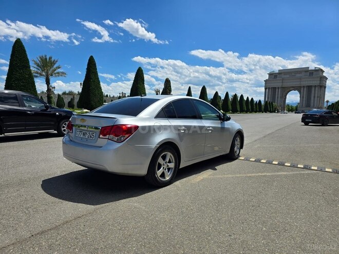 Chevrolet Cruze-3
