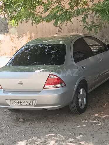 Nissan Sunny-2