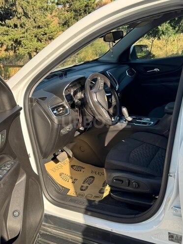 Chevrolet Equinox-2