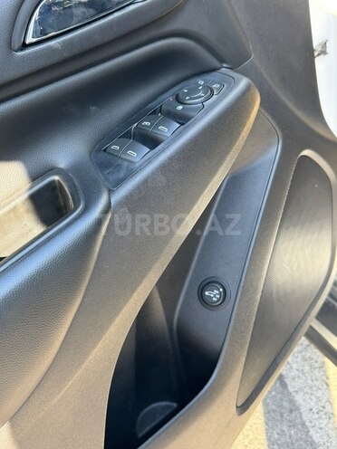 Chevrolet Equinox-13