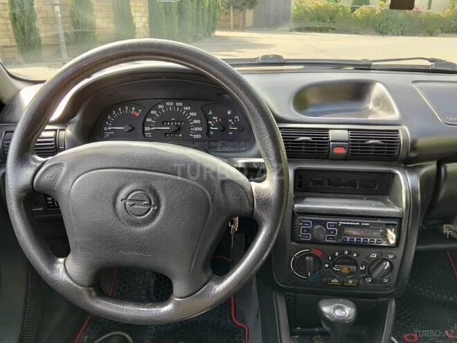 Opel Astra-7