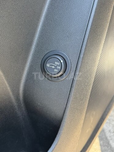 Chevrolet Equinox-11