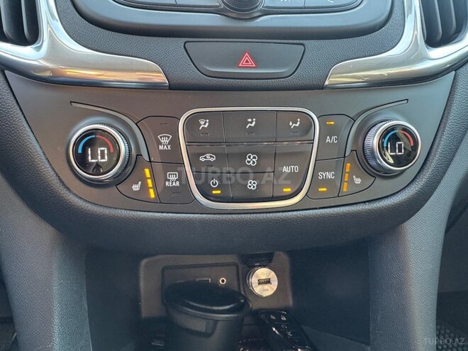 Chevrolet Equinox-14