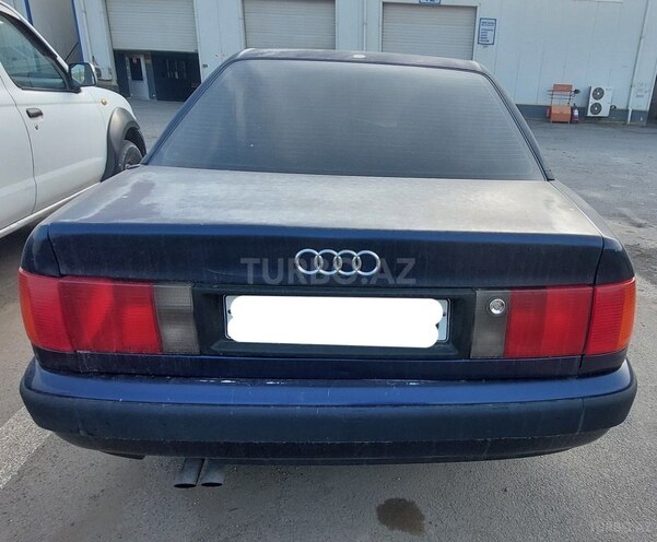 Audi 100-5