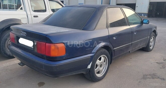 Audi 100-7