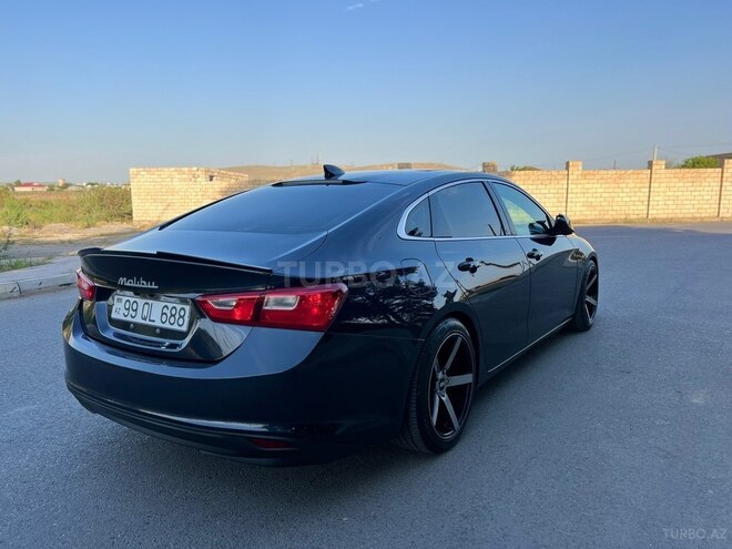 Chevrolet Malibu-5