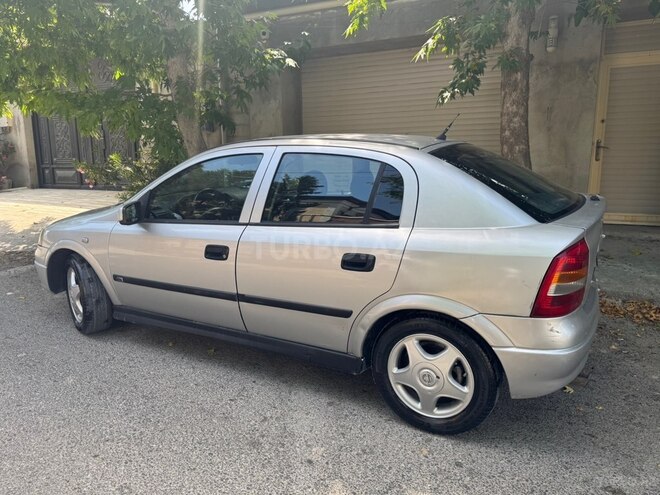 Opel Astra-12