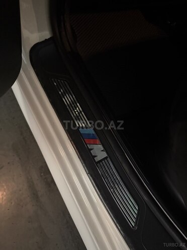 BMW 525-12