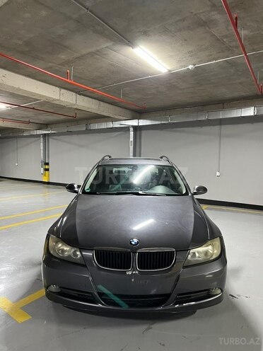 BMW 320-2