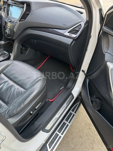 Hyundai Santa Fe-17