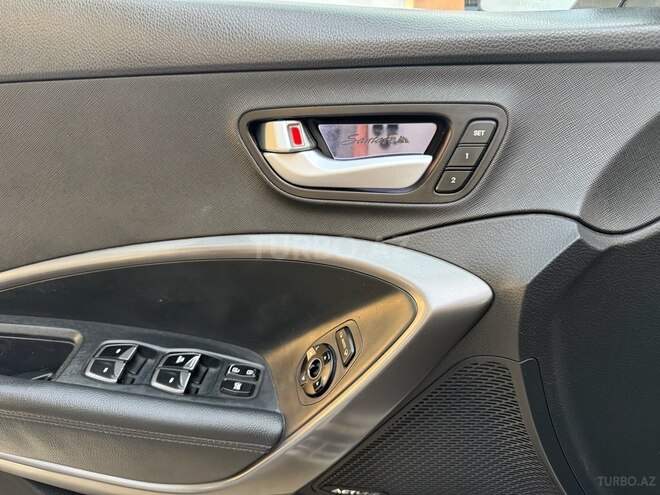 Hyundai Santa Fe-16