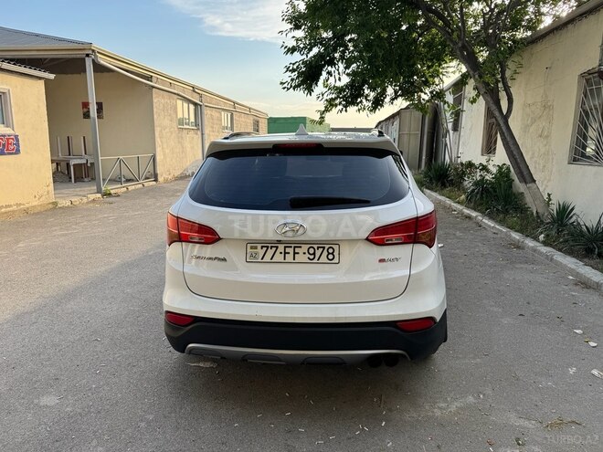 Hyundai Santa Fe-4