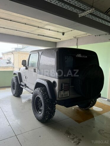 Jeep Wrangler-4