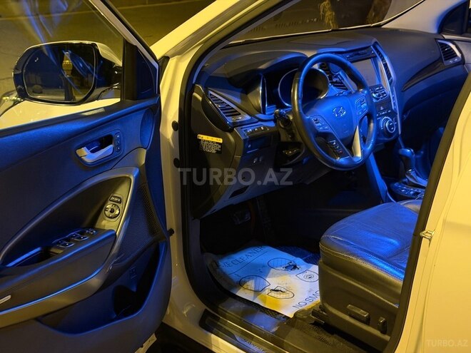 Hyundai Santa Fe-8