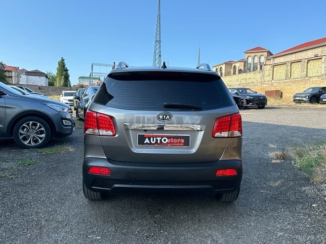 Kia Sorento-5