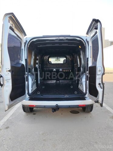 Fiat Doblo-11