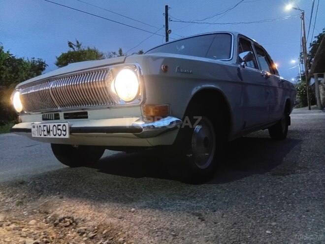 GAZ 24 "Volga"-4
