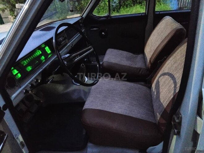 GAZ 24 "Volga"-12