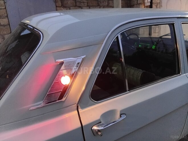 GAZ 24 "Volga"-9
