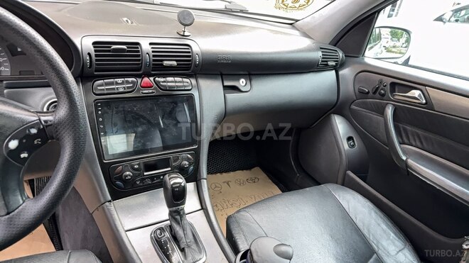 Mercedes C 320-12