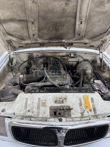GAZ 3110 "Volga"-5