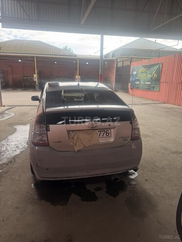 Toyota Prius-9