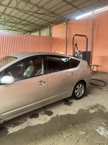 Toyota Prius-15