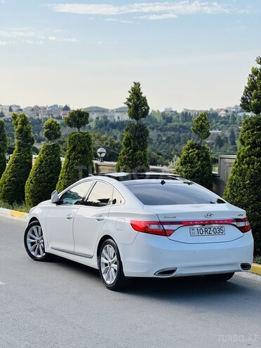 Hyundai Grandeur-13